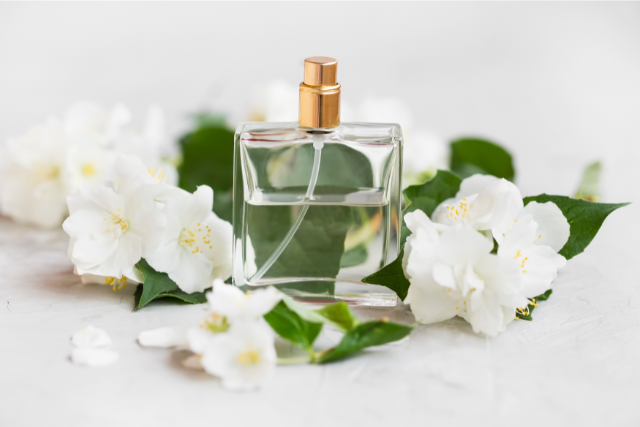 【保存版】香水の種類でよく聞くノート(香調)の意味や違いを徹底解説 | Perfumed 香水とコロンなライフ